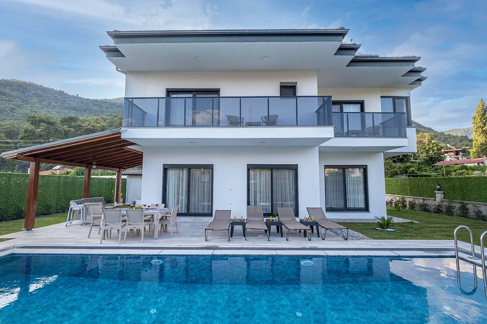 Fethiye İnlice'de Kalabalık Ailelere Uygun, Özel Havuzlu, Lüks Villa-29564