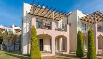 Didim Akbük'te Site İçerisinde, Deniz ve Havuz Manzaralı, 3+1 Villa-15211