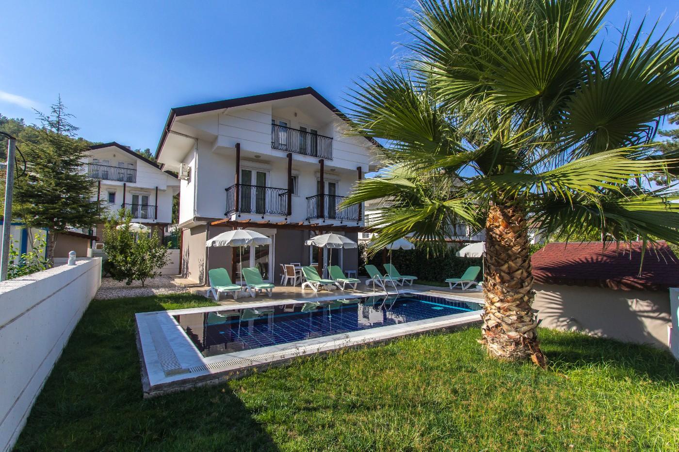 Fethiye Ölüdeniz'de Plaja Yakın, Özel Havuzlu, Ekonomik Villa-14053
