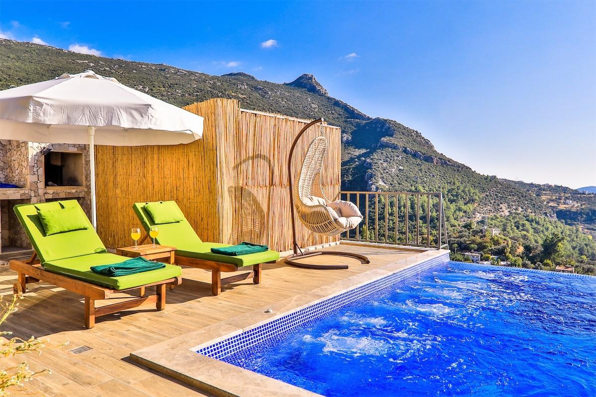 Kaş İslamlar'da Muhteşem Doğada, Kapalı Havuzlu, Modern Villa-15947