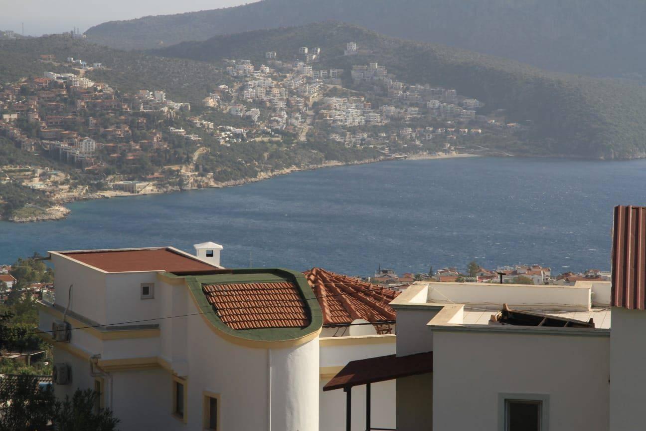 Kaş Kalkan'da Deniz Manzaralı, 8 Kişilik, Muhafazakar Villa-25789