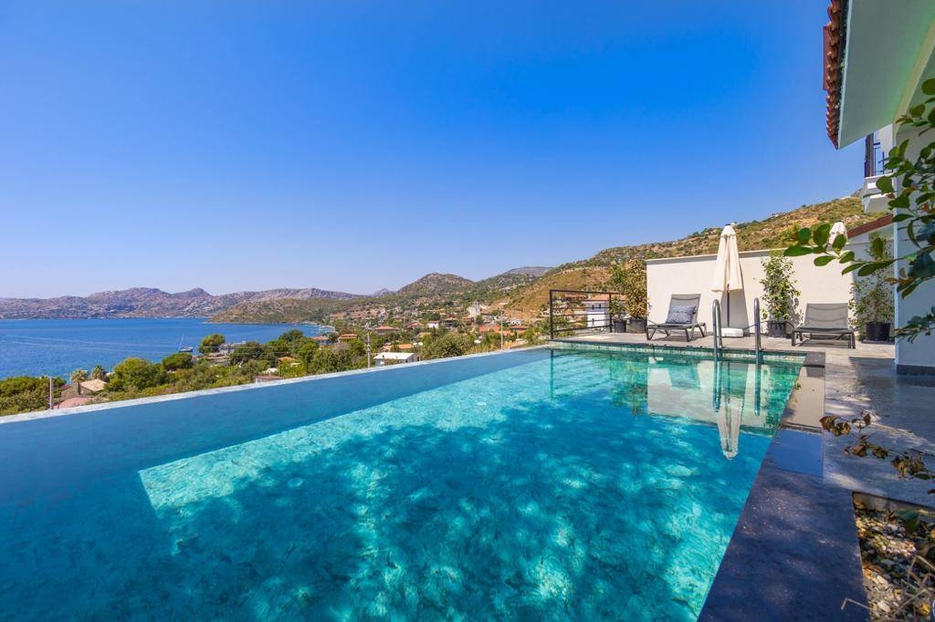Marmaris'te Harika Doğa İçerisinde, Sonsuzluk Havuzlu, Lüks Villa
