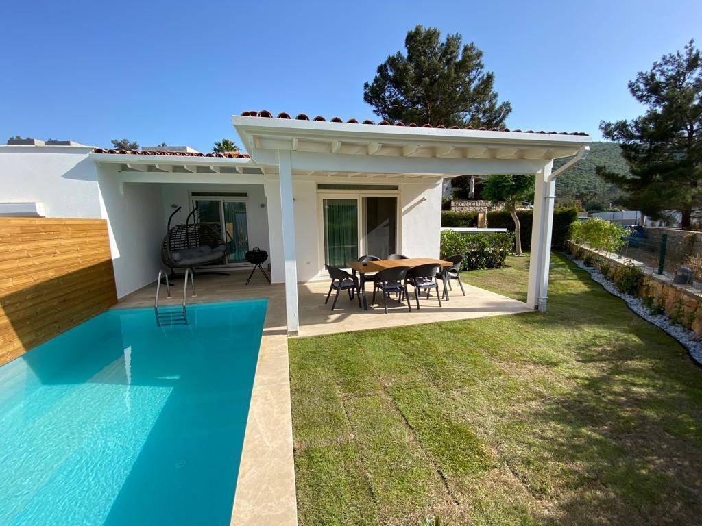 Bodrum Torba'da Yemyeşil Doğada, Özel Havuzlu, Lüks Villa