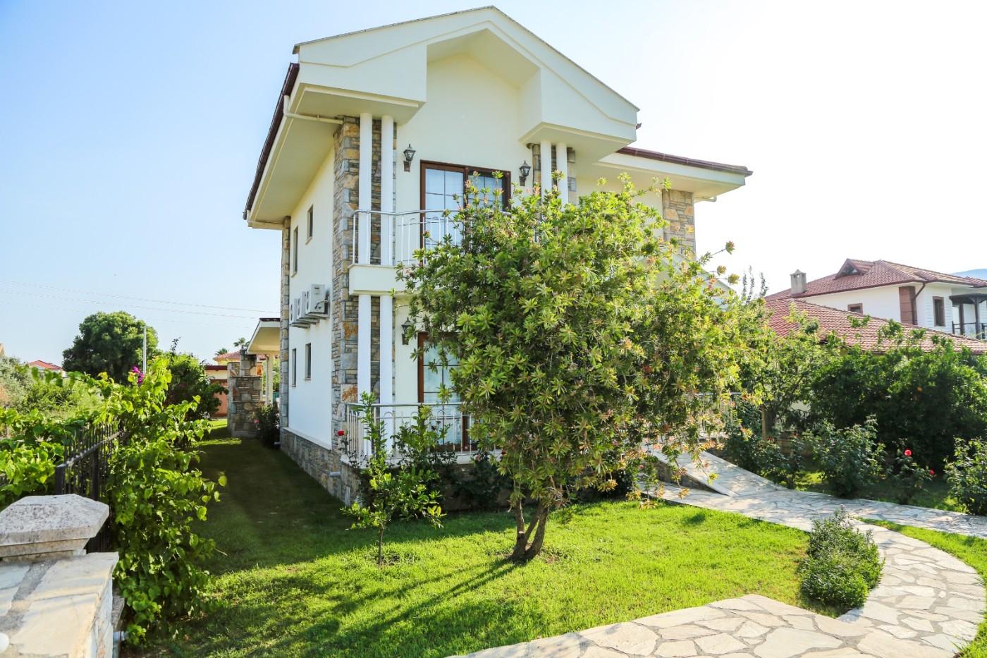 Dalyan'da Zarif Tasarımlı, Özel Havuzlu, Kiralık Şık Villa-17593