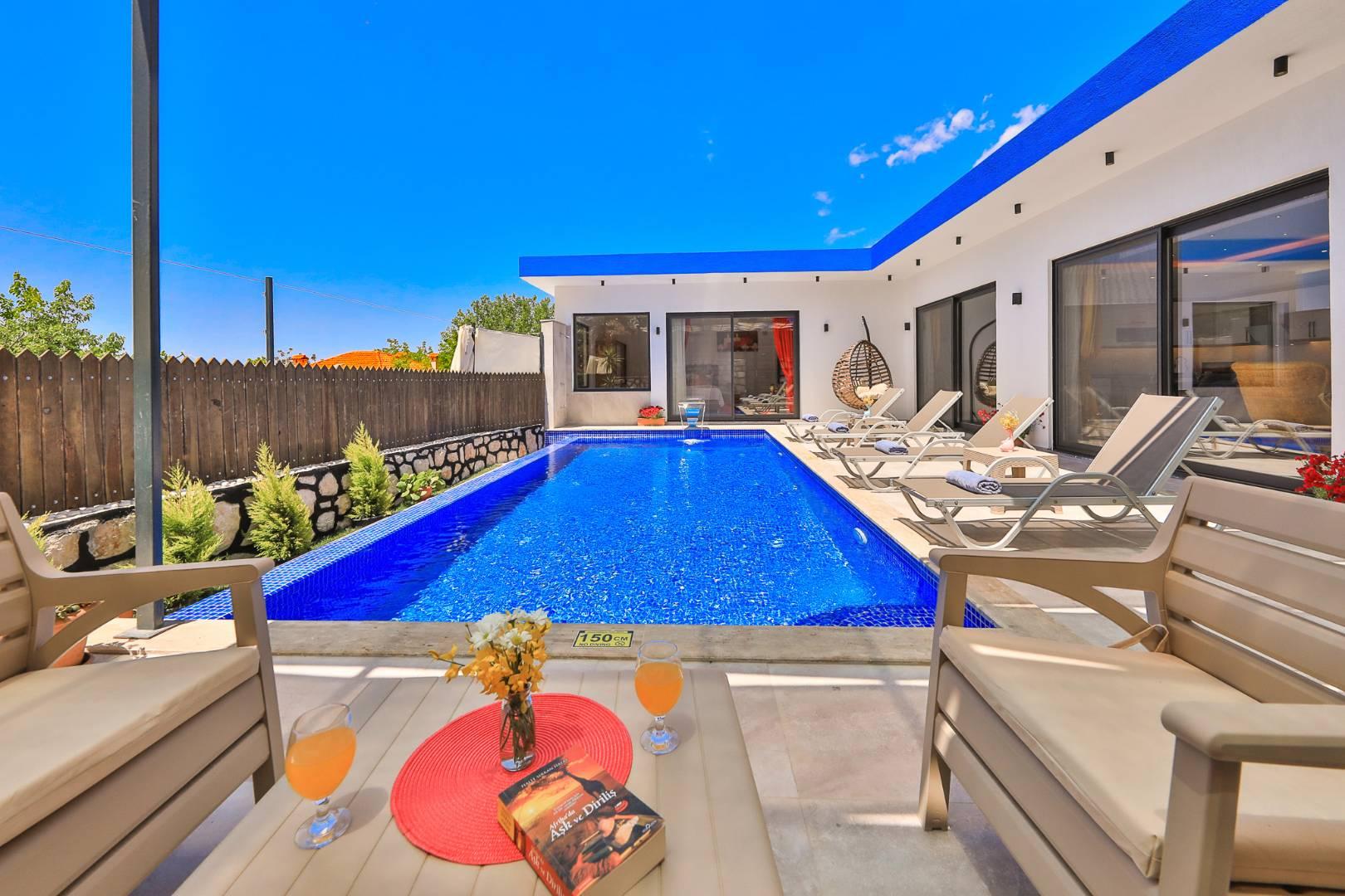 Kaş İslamlar'da Huzur Dolu Doğada, Özel Havuzlu, Kiralık Villa-26738