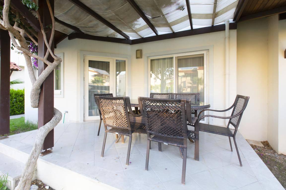 Didim Akbük'te Özel Plajlı Tesiste, Bahçeli Şık Yazlık -14599