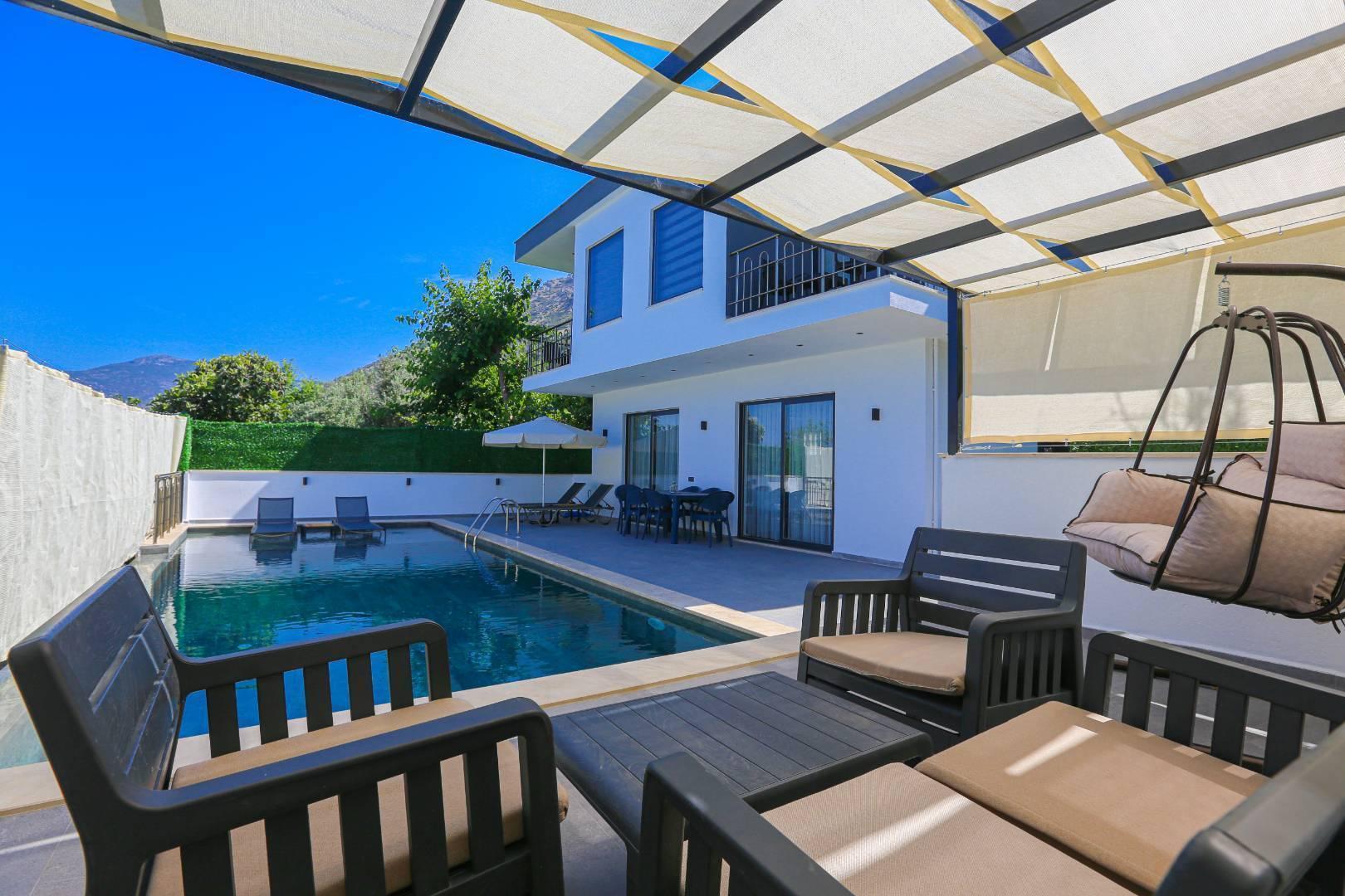 Kaş Üzümlü'de Özel Havuzlu, Jakuzili, 5 Kişilik, Kiralık Villa-27522