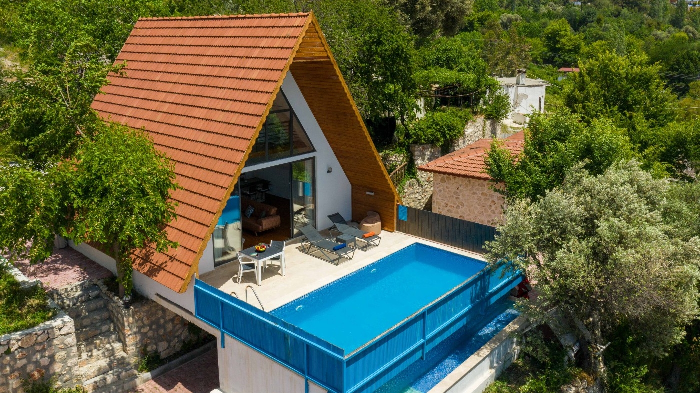 Kaş İslamlar'da Enfes Doğa Manzaralı, Özel Havuzlu, Balayı Villası