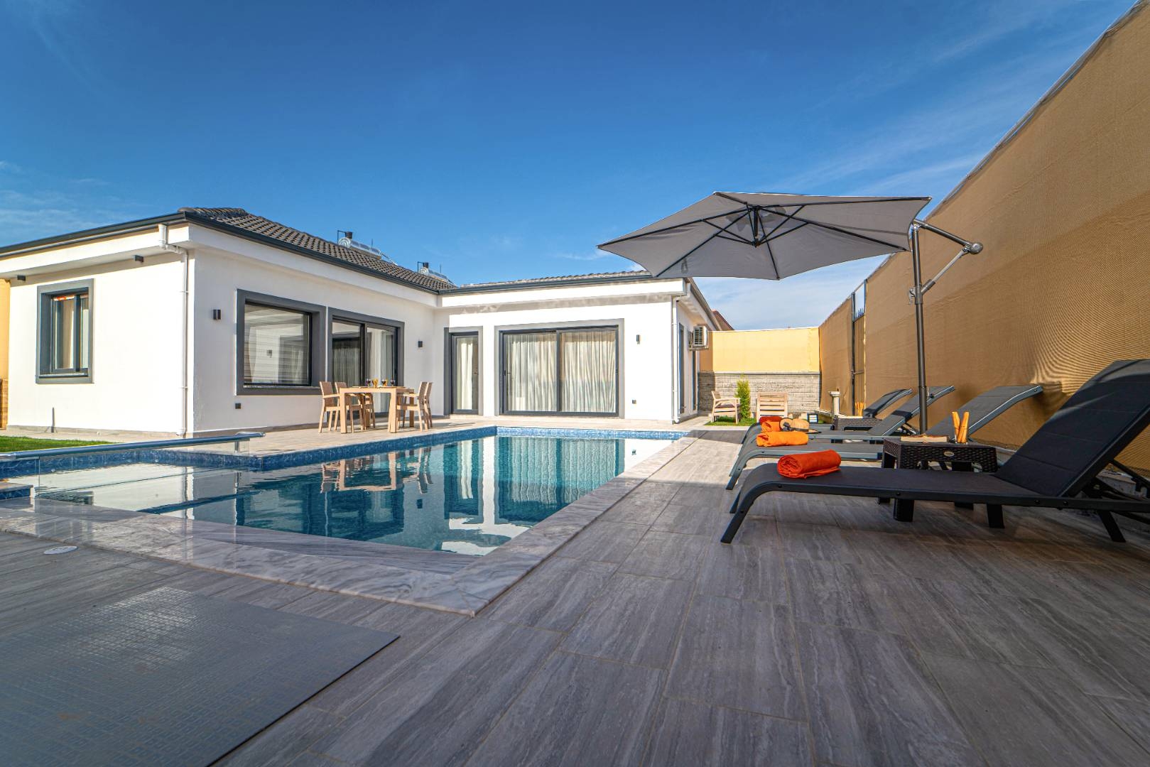 Fethiye Yanıklar'da Huzur Dolu Doğada, Özel Havuzlu, Ferah Villa