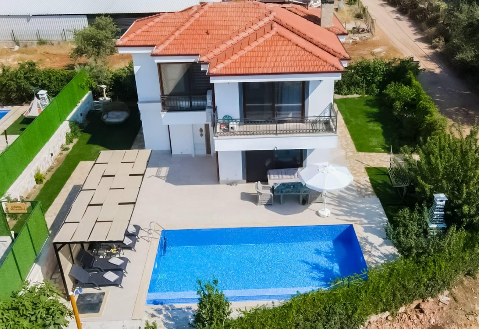 Kaş Andifli'de Özel Havuzlu, Jakuzili, 4 Kişi Kapasiteli Kiralık Villa-28446