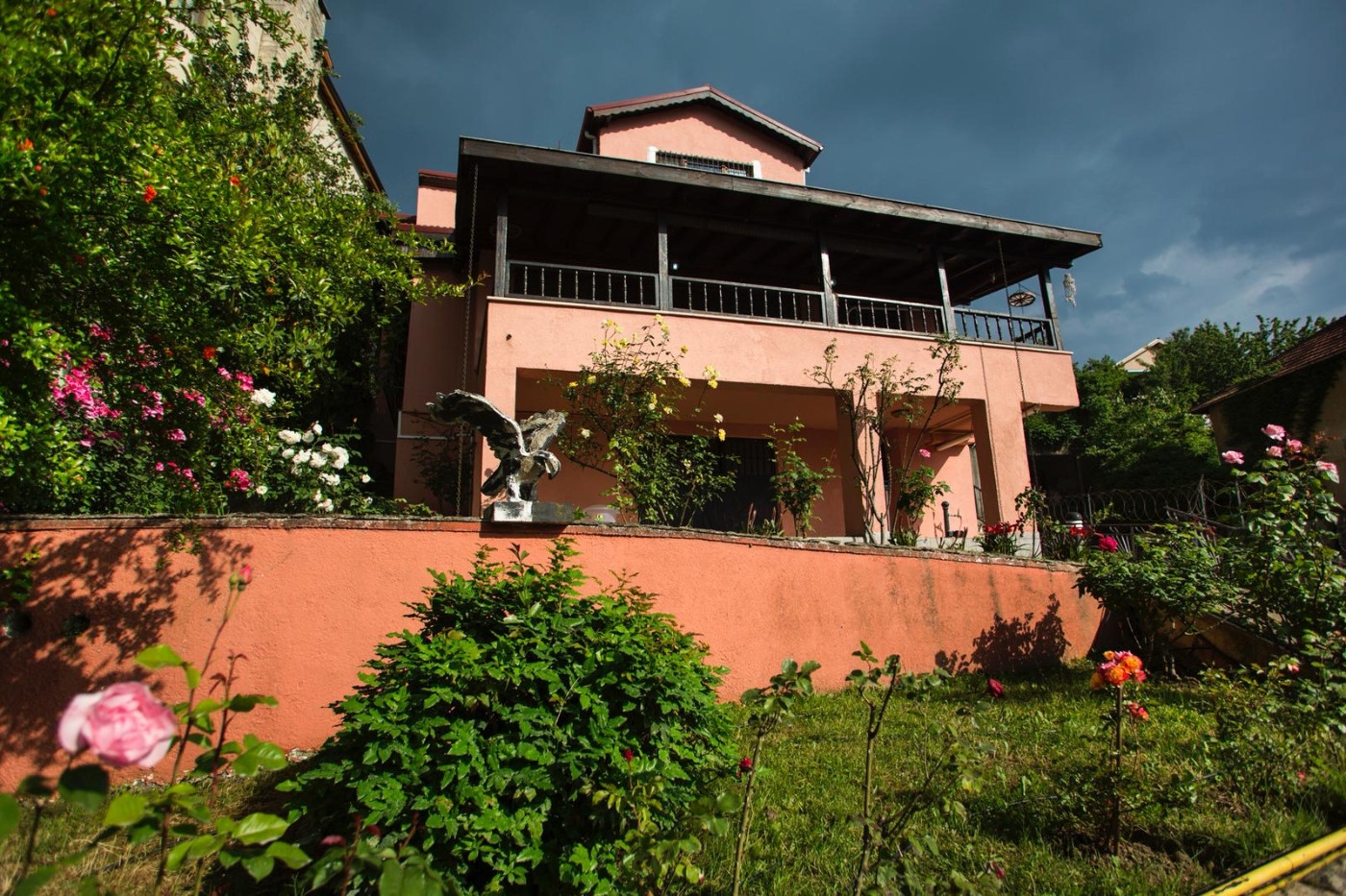 Sapanca'da Panoramik Göl Manzaralı, Özel Havuzlu, 8 Kişilik Villa