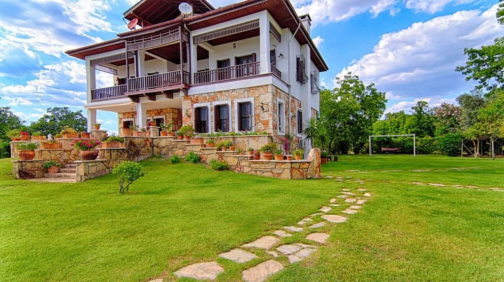 Ortaca Dalyan'da Geniş Bahçe İçerisinde, Özel Havuzlu, Ferah Villa-31555