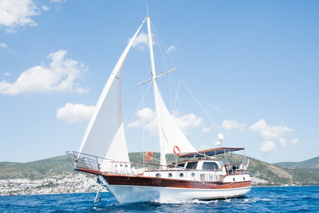 Bodrum'da Romantik Mavi Yolculukta, Ev Konforunda, 4 Kişilik Gulet