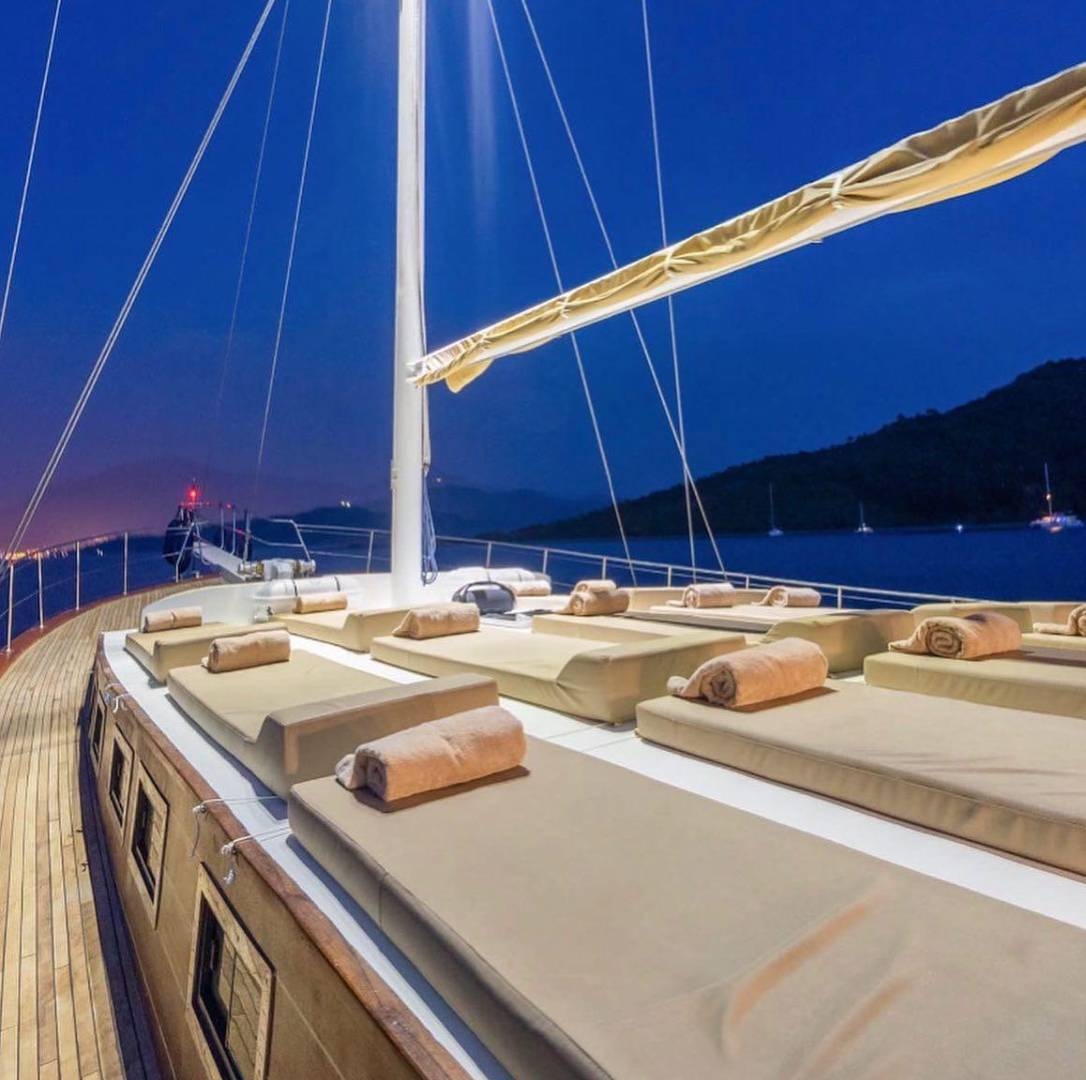 Muğla Göcek'te Kalabalık Gruplara Uygun, 5 Kabinli Kiralık Gulet