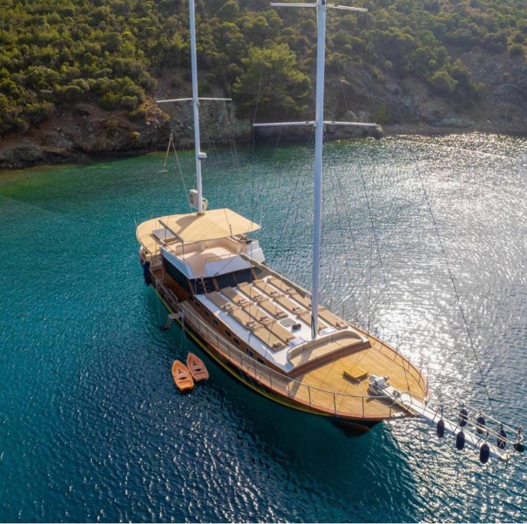 Muğla Göcek'te Kalabalık Gruplara Uygun, 5 Kabinli Kiralık Gulet