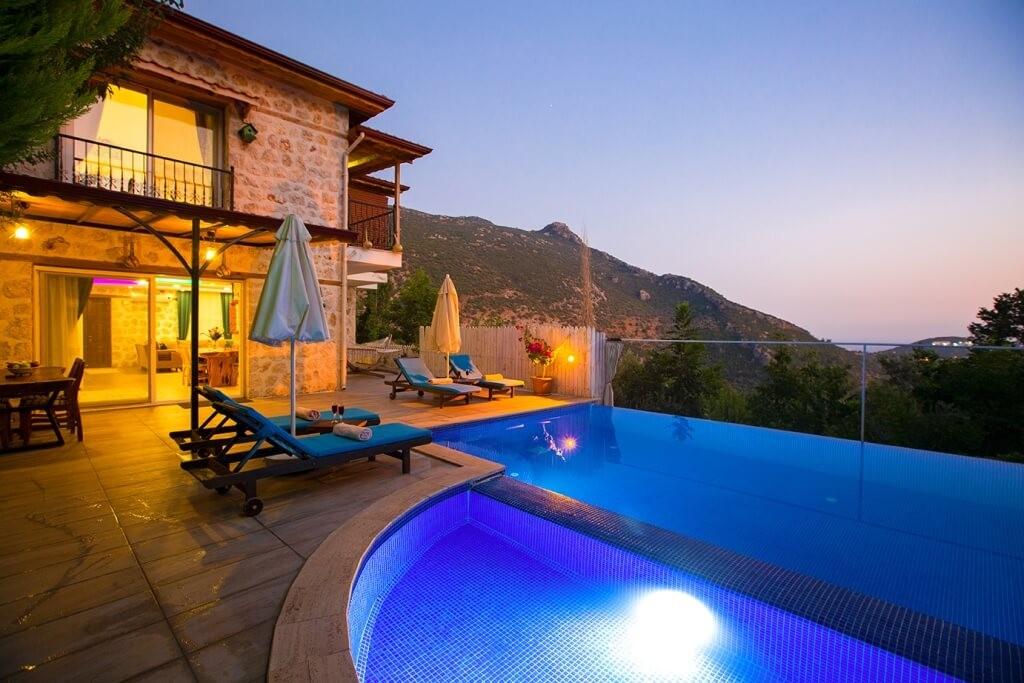 Kaş İslamlar'da Muhafazakar, Özel Havuzlu, Jakuzili, Modern Villa-12078