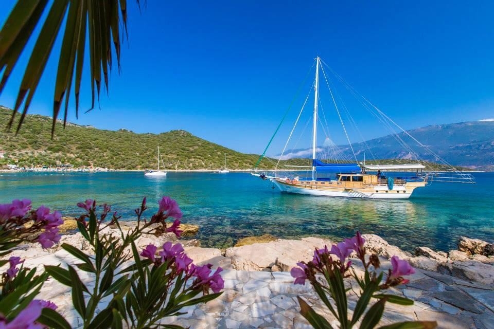 Kaş Kalkan'da 19 Metre Uzunlukta, 9 Kişilik, Klimalı, Muazzam Gulet