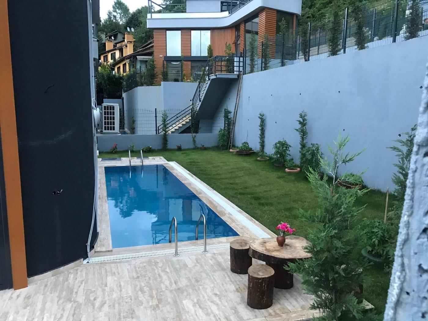 Sapanca'da Göl Manzaralı, Özel Havuzlu, Bahçeli Villa-16396