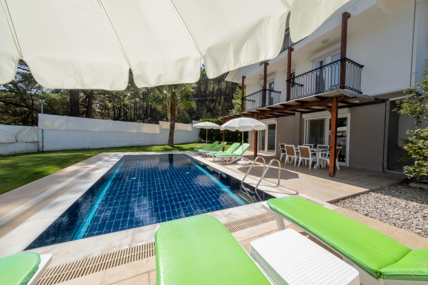 Fethiye’de Ölüdeniz Plajına Yakın, 8 Kişilik, Özel Havuzlu Lüks Villa