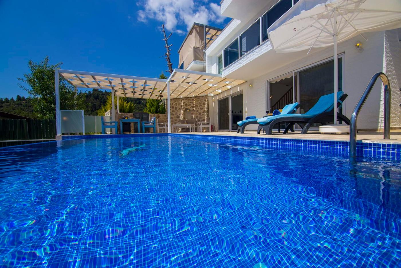 Kaş İslamlar'da Doğa ve Deniz Manzaralı, Özel Havuzlu, Balayı Villası-17326