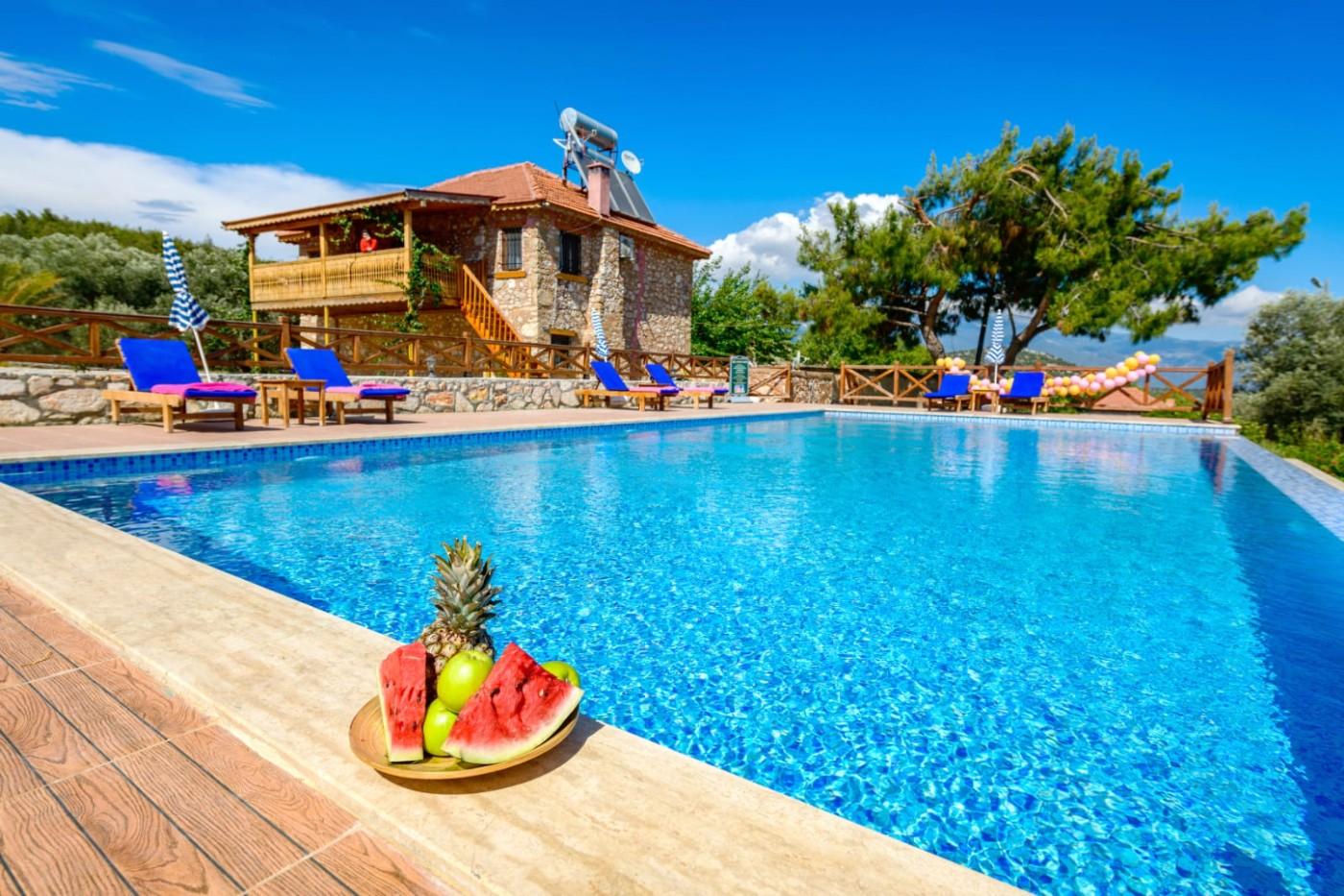 Seydikemer'de Görkemli Doğa Manzaralı, Özel Havuzlu, Otantik Villa-19900