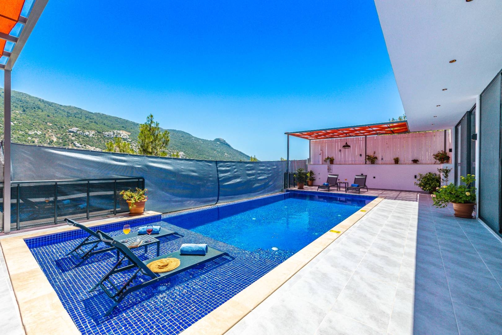Kaş İslamlar'da Doğa İçerisinde, Özel Havuzlu, Lüks Villa
