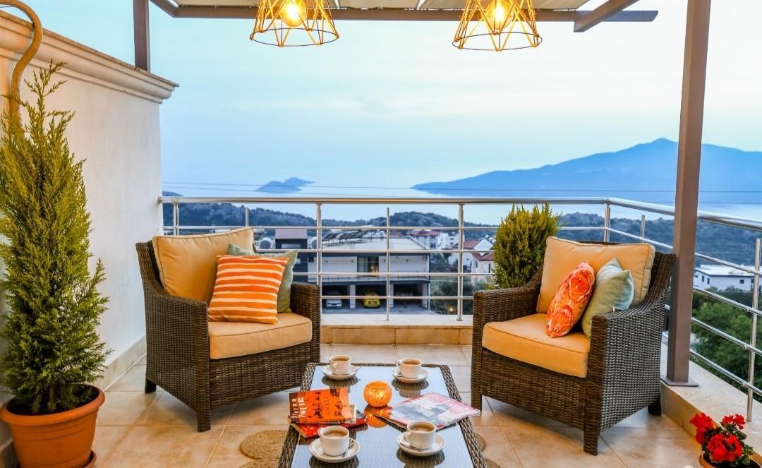 Kaş Bezirgan'da Muhteşem Deniz Manzaralı, Özel Havuzlu, Tripleks Villa-18279