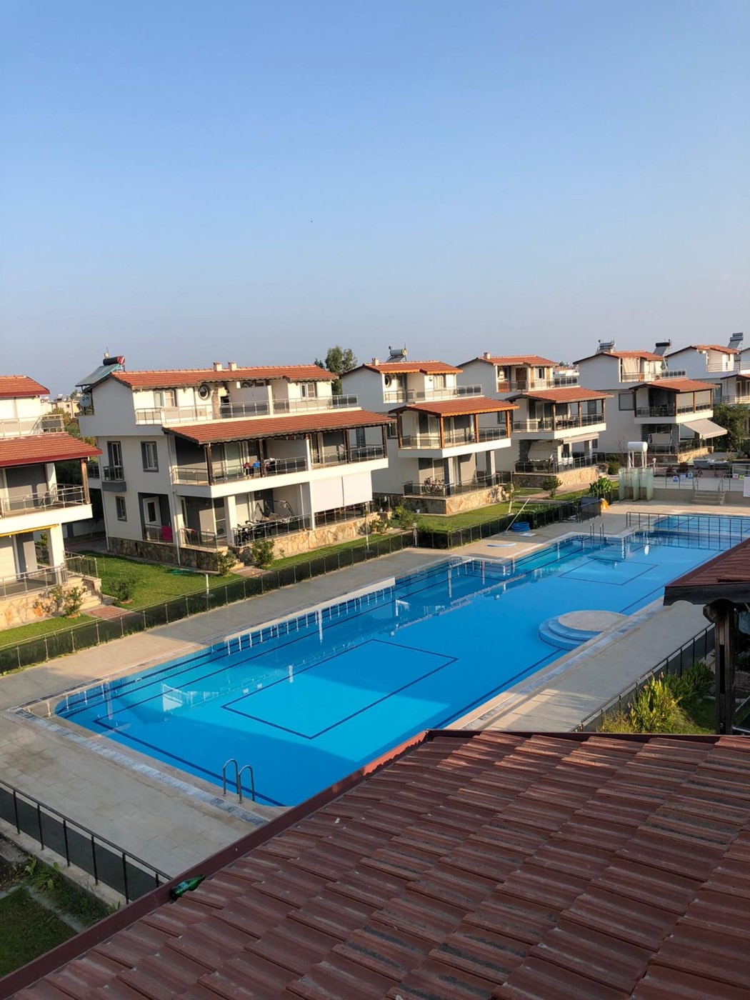 Kuşadası Güzelçamlı'da Olimpik Havuzlu, 8 Kişilik, Modern Villa