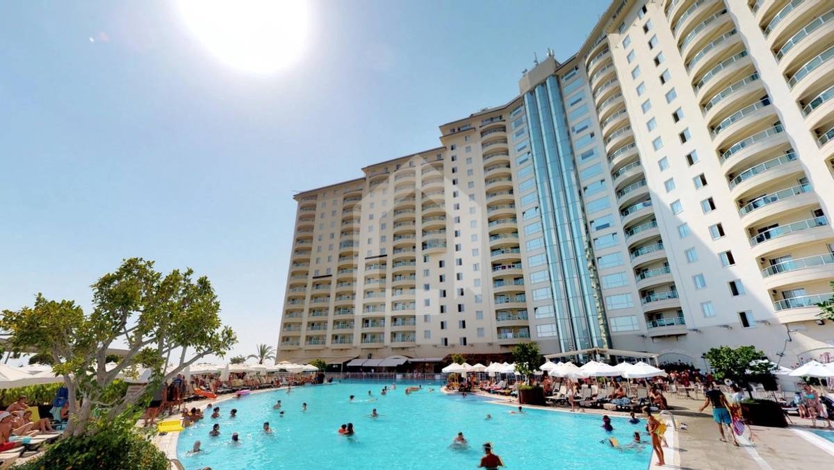 Alanya'da Sosyal Tesis İçerisinde, Ortak Havuzlu, Konforlu Tatil Evi