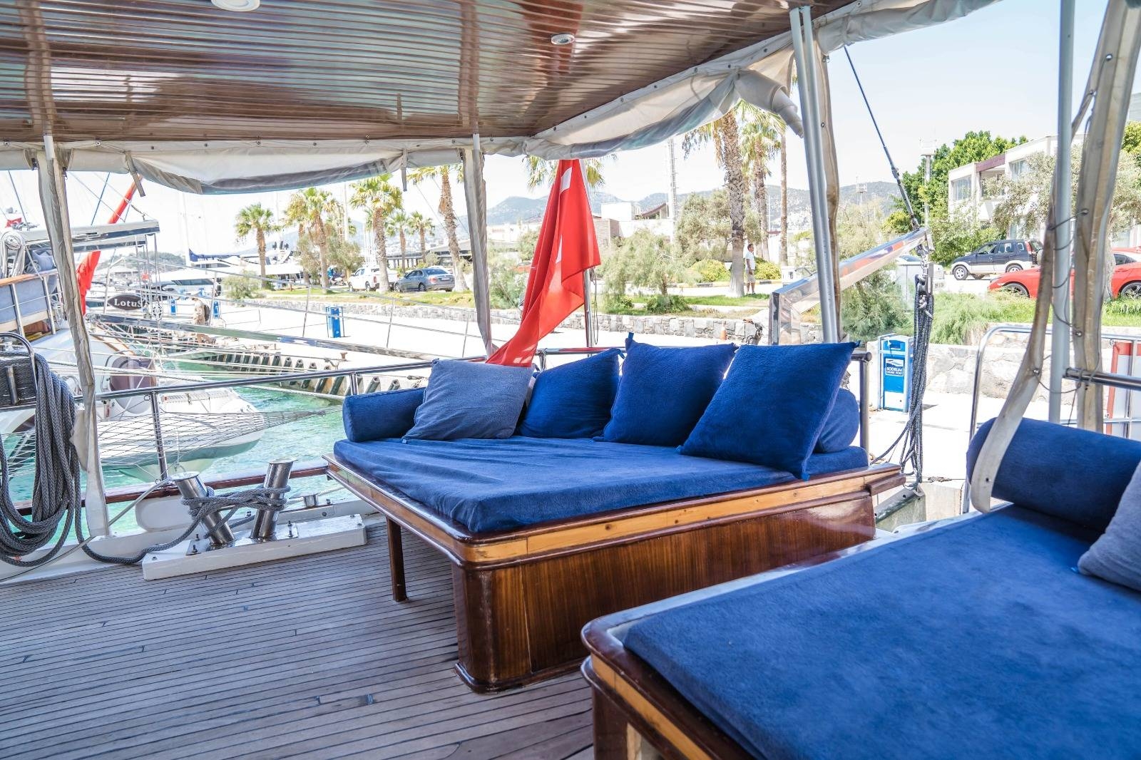 Muğla Fethiye Çıkışlı, 16 Kişi Kapasiteli, Kaptanlı, Kiralık Gulet