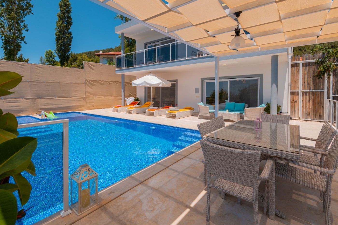 Kaş Kalkan'da Panoramik Deniz Manzaralı, Özel Havuzlu, Konforlu Villa