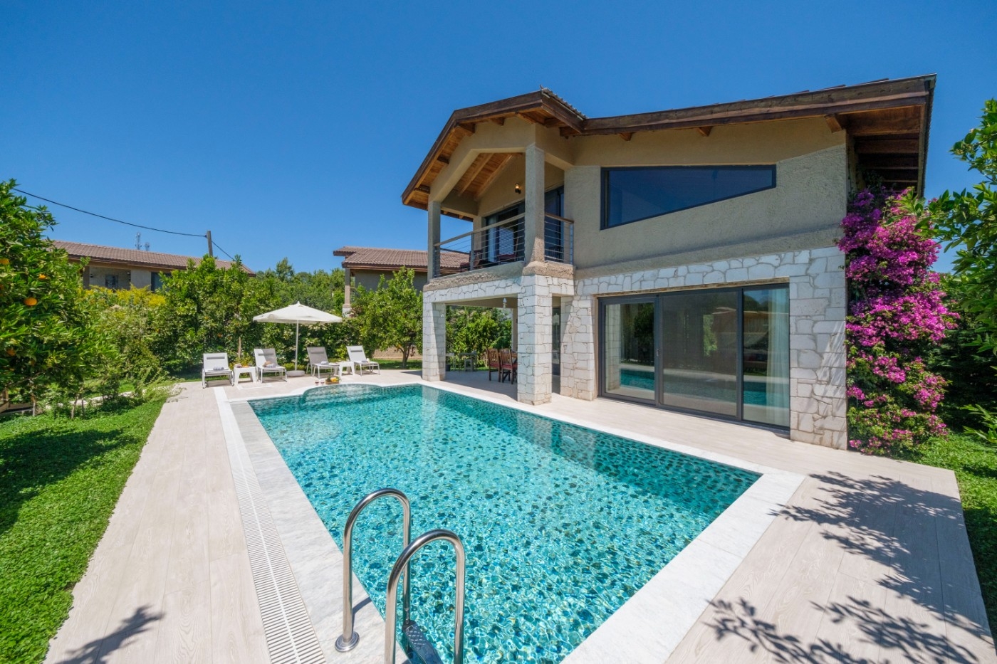Fethiye Yanıklar'da Gürültüden Uzak, Özel Havuzlu, 4 Kişilik Villa