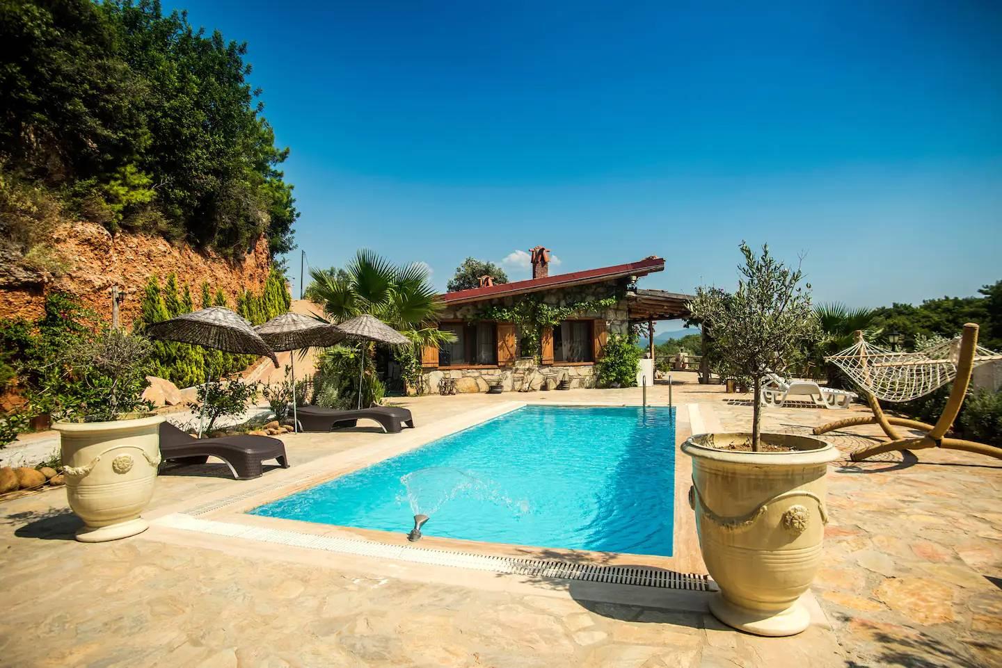 Menteşe Kuyucak'da Harika Tasarımlı, Özel Havuzlu, Kiralık Villa-30815