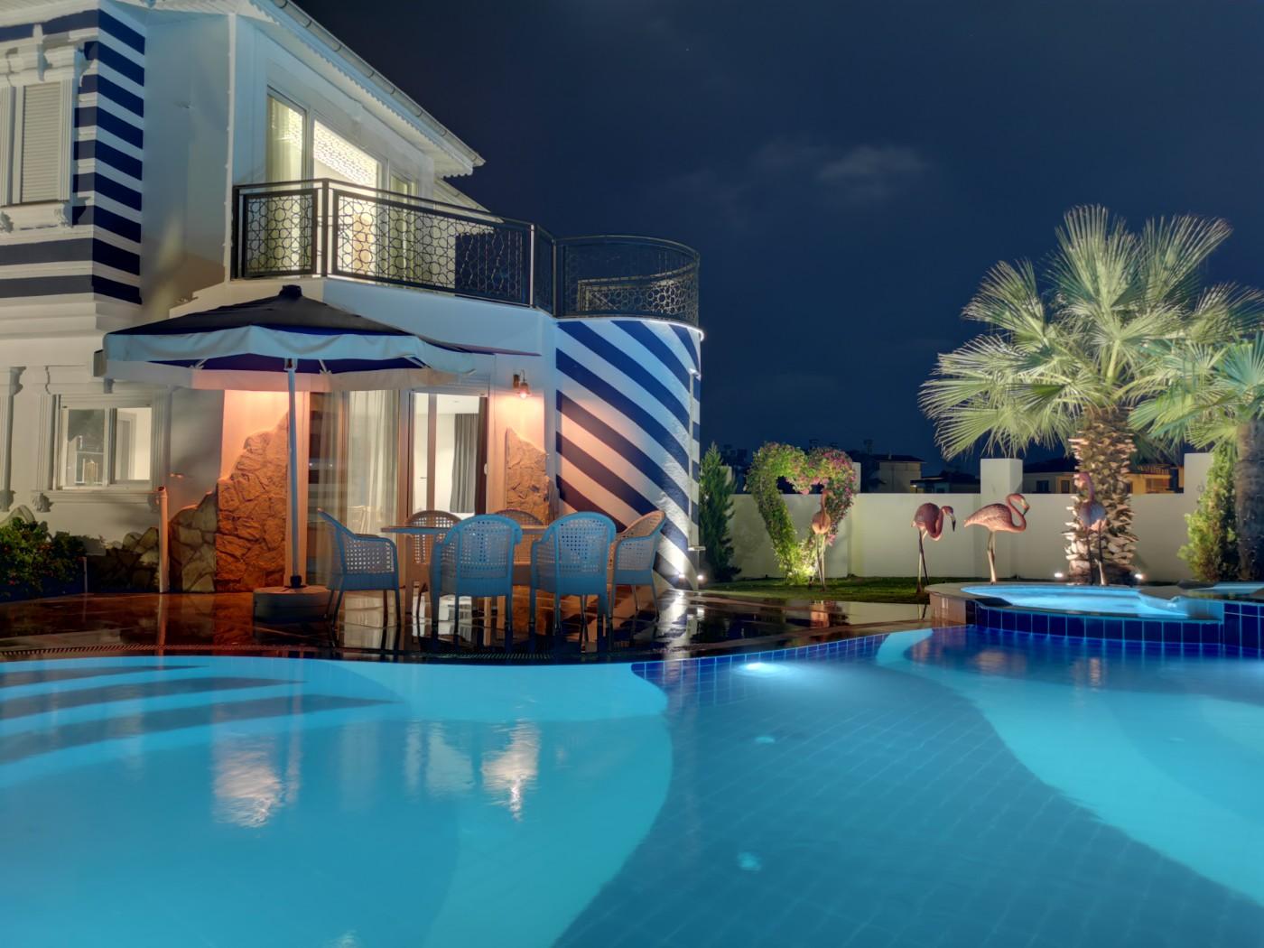 Serik Belek'te Merkezi Konumda, Özel Havuzlu, Jakuzili, Lüks Villa-22691