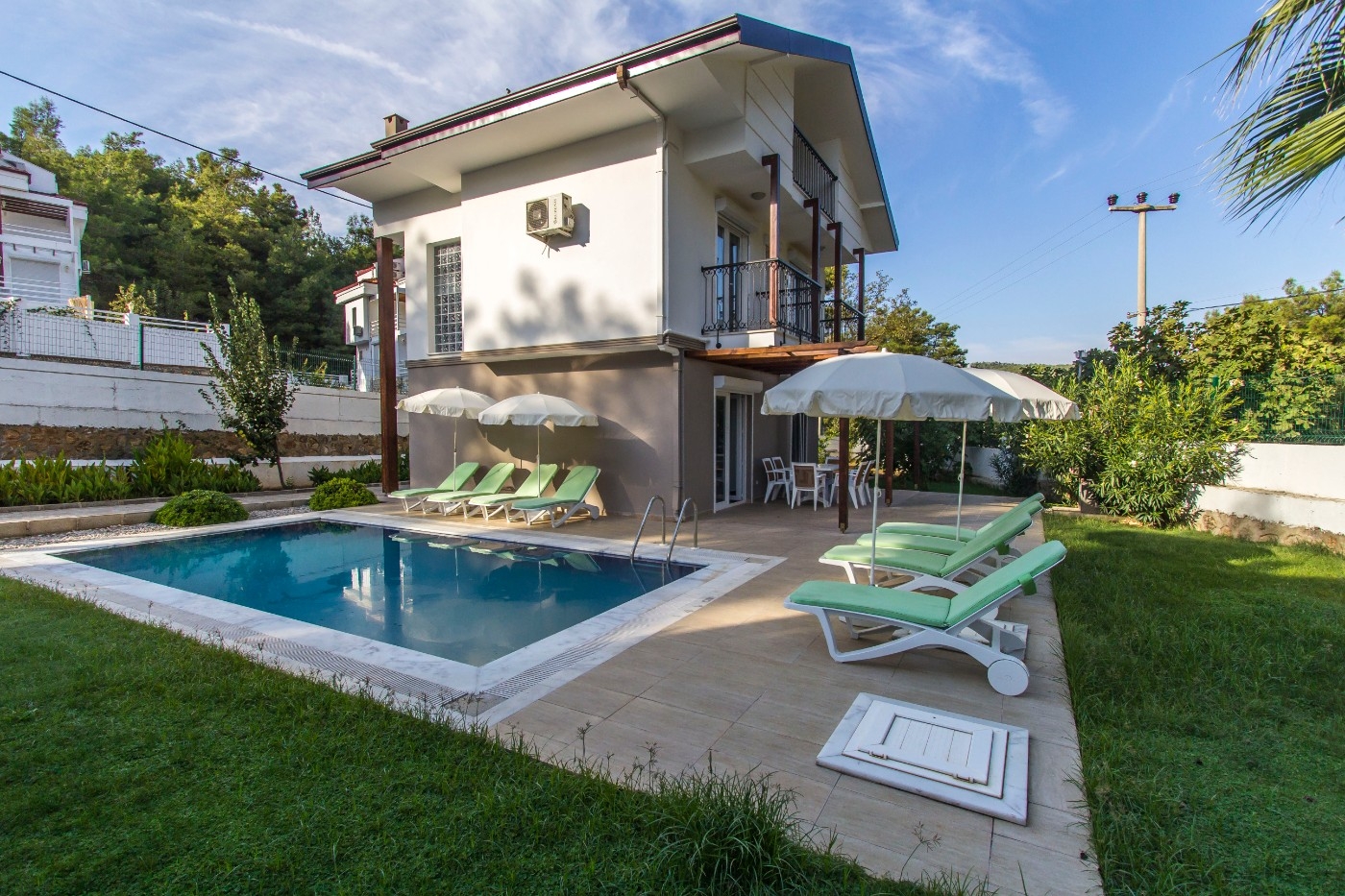 Fethiye Ölüdeniz'de Geniş Alanlara Sahip, Özel Havuzlu, Lüks Villa