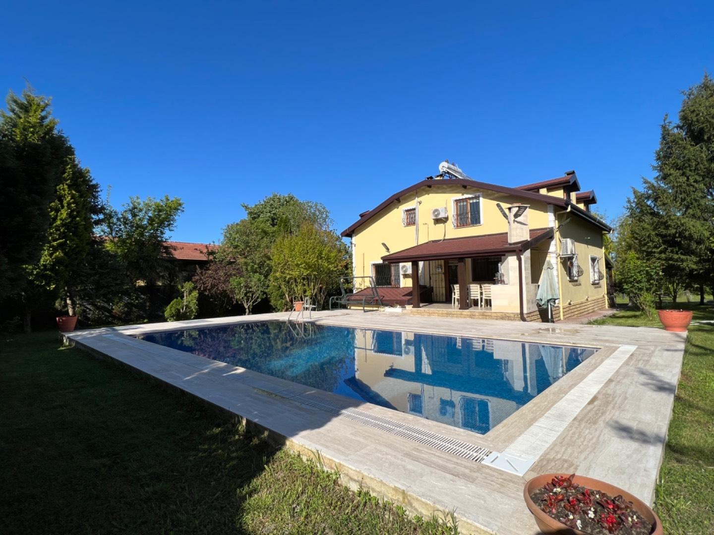 Sapanca'da Enfes Doğa İçerisinde, Özel Havuzlu, Kiralık Villa-26791