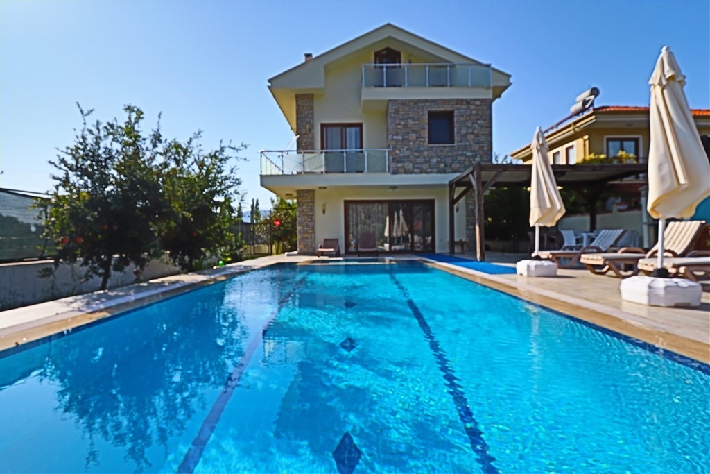 Ortaca Dalyan'da Göz Alıcı Doğada, Özel Havuzlu, 10 Kişilik Villa