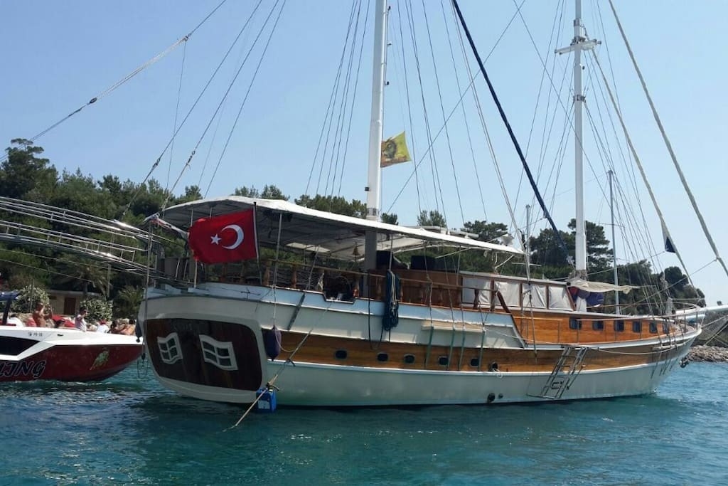 Muğla Fethiye'nin Mavi Sularında, Kalabalık Ailelere Uygun Lüks Gulet
