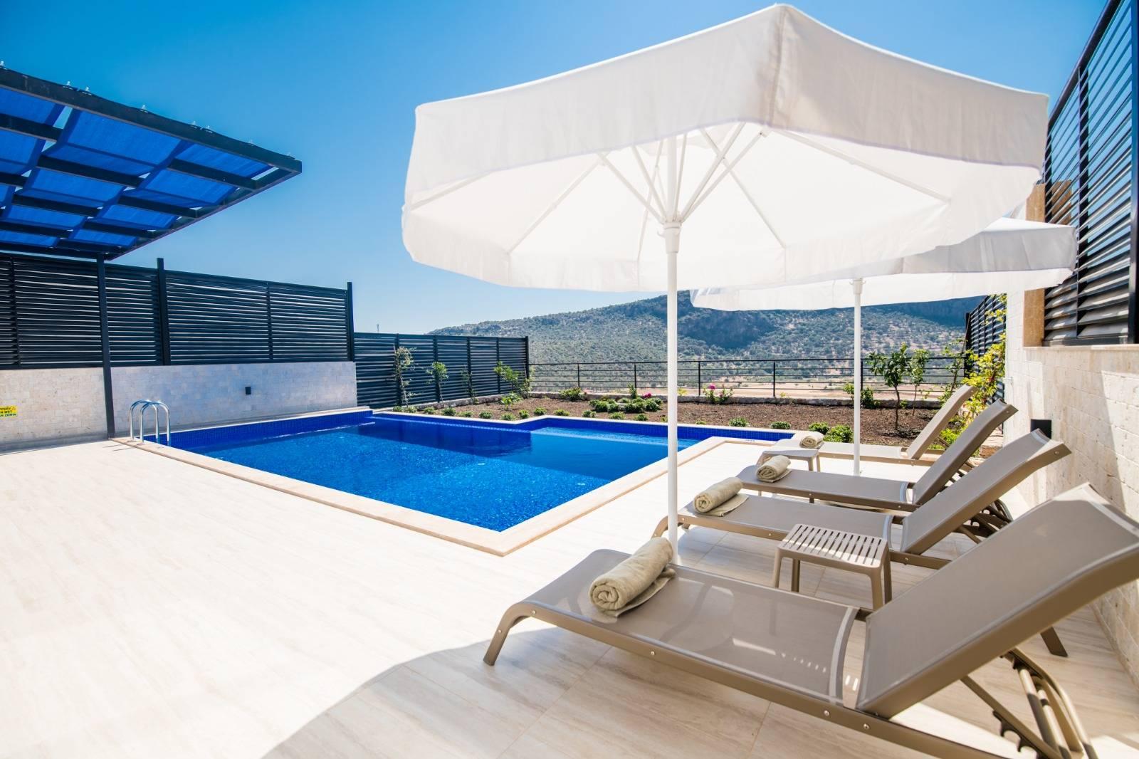 Kaş Ulugöl'de Eşsiz Doğada, Özel Havuzlu, Kiralık Villa-29125