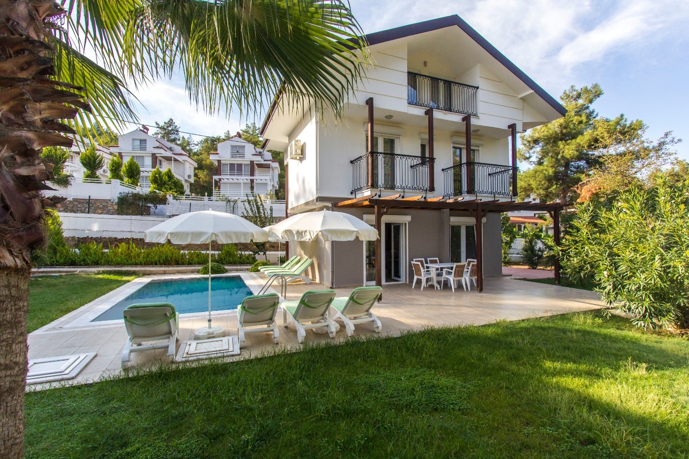 Fethiye Ölüdeniz'de Geniş Alanlara Sahip, Özel Havuzlu, Lüks Villa