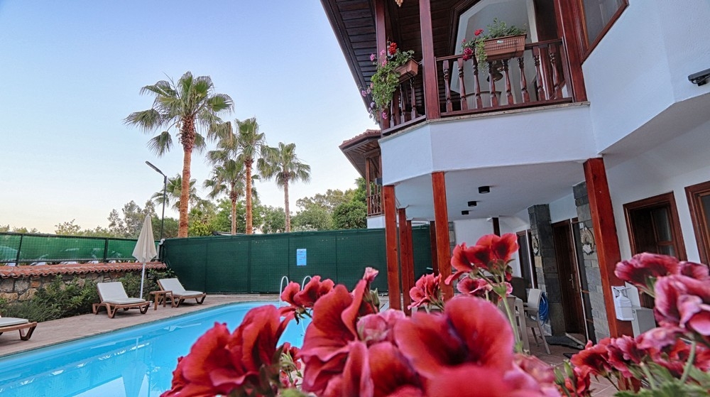 Muğla Akyaka'da Doğa Manzaralı, Özel Havuzlu, Müstakil Villa