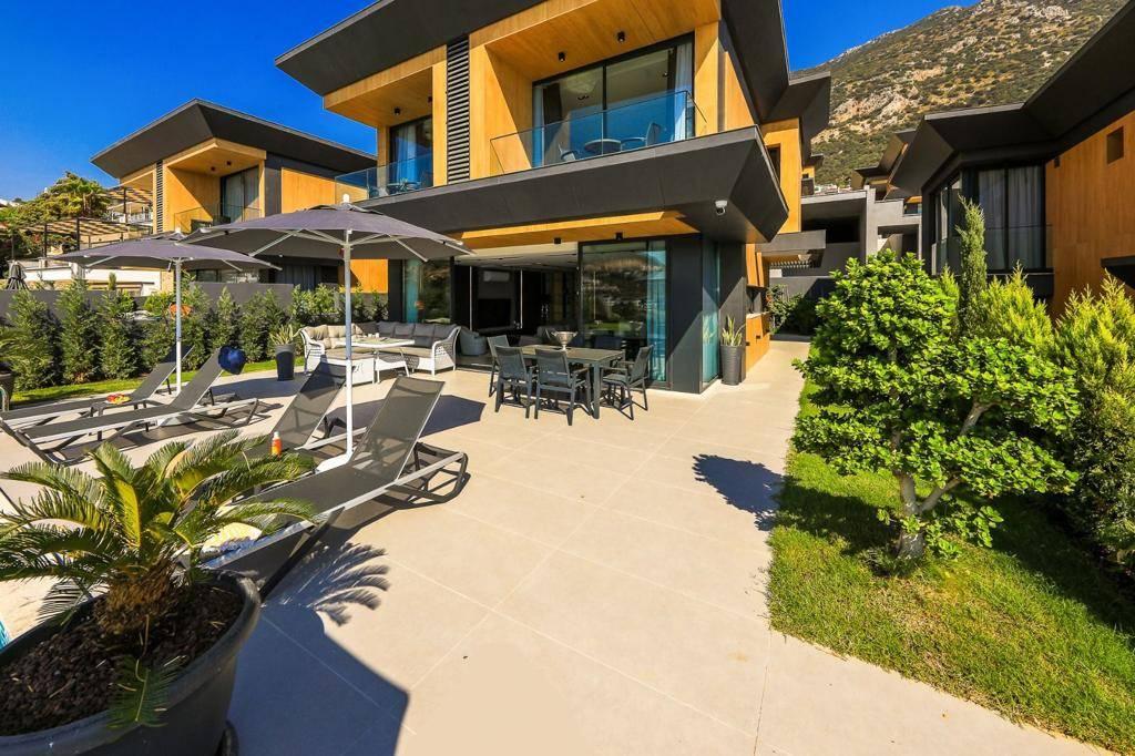 Kaş Kalkan'da Enfes Deniz Manzaralı, Özel Havuzlu, Şık Villa-30592