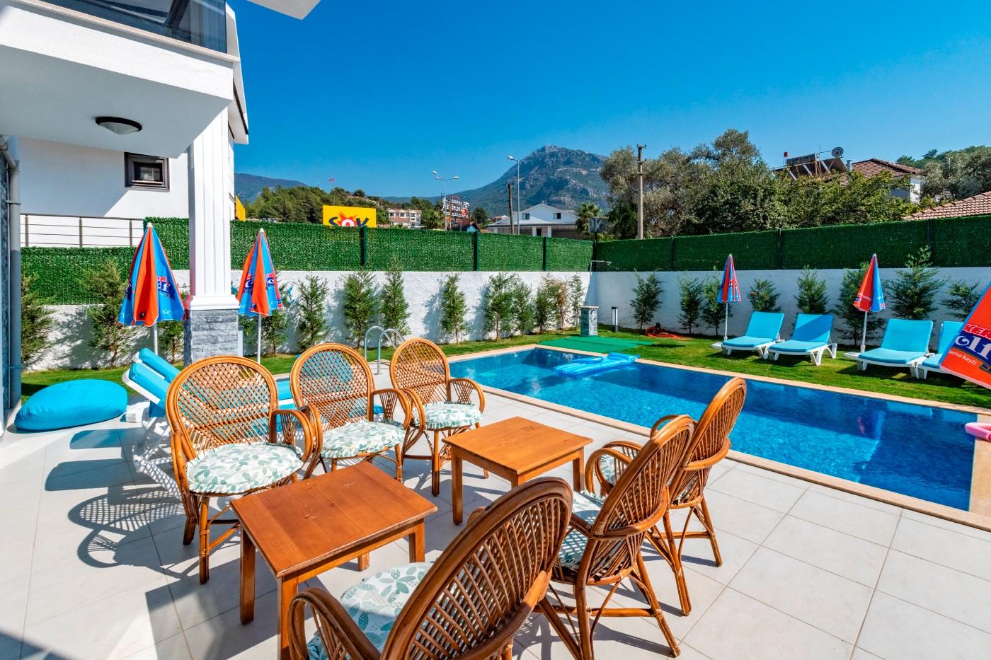 Fethiye Ölüdeniz'de Enfes Doğada, Özel Havuzlu, Yeşil Bahçeli Villa-19983