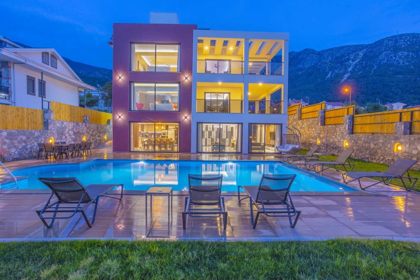 Fethiye Ölüdeniz'de Görkemli, 10 Kişilik, Özel Havuzlu, Lüks Villa