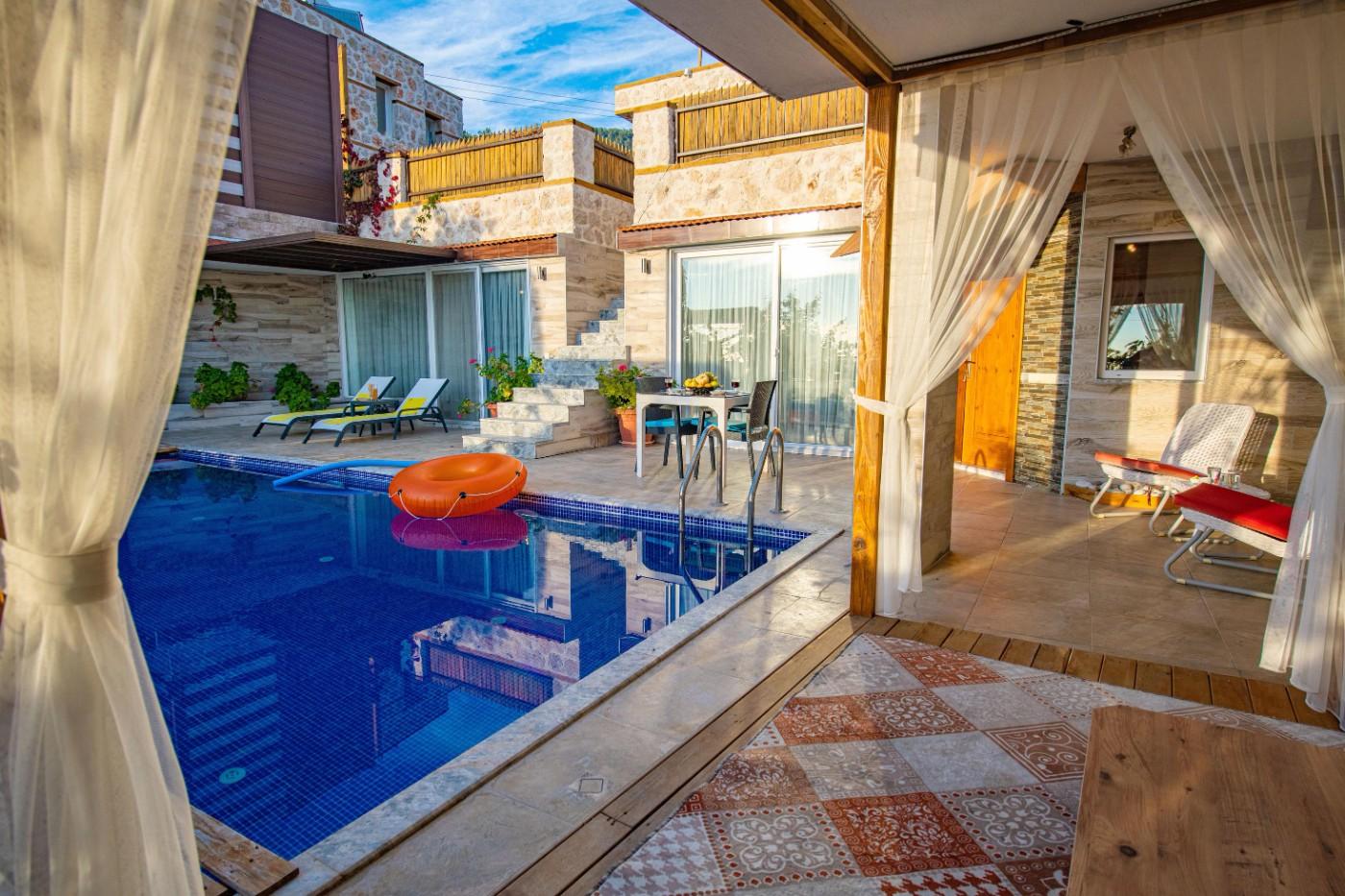 Kaş İslamlar'da Gözlerden Uzak, Özel Havuzlu, 1+1, Balayı Villası-23870