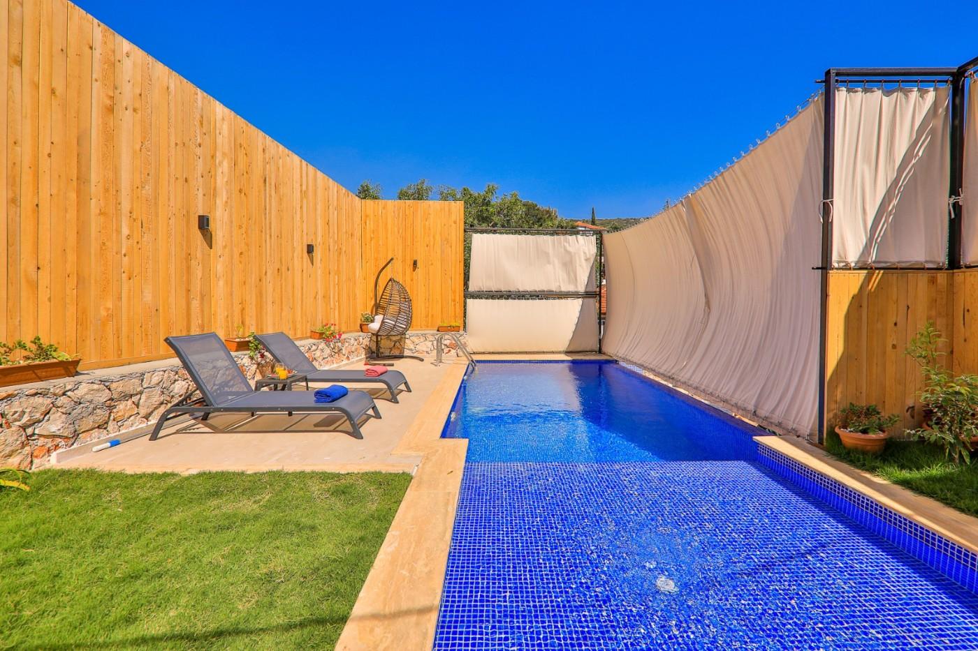 Kaş Patara'da Elverişli Konumda, Özel Havuzlu, Muhafazakar Villa-20816