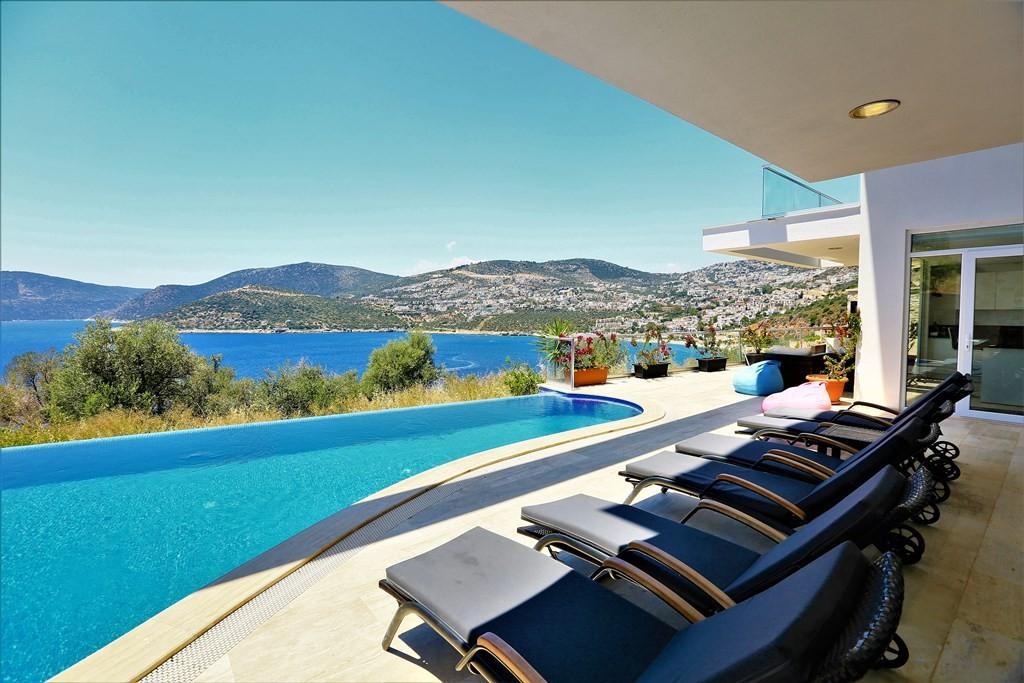 Kaş Kalkan'da Denize Yakın, Özel Havuzlu, Görkemli Villa-11725