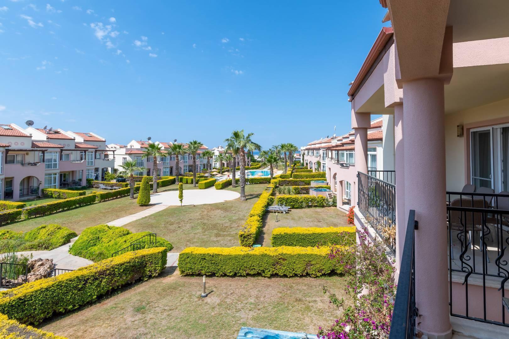 Didim Akbük'te Denize Sıfır, Tesis İçerisinde, Şık Dubleks Ev-14640