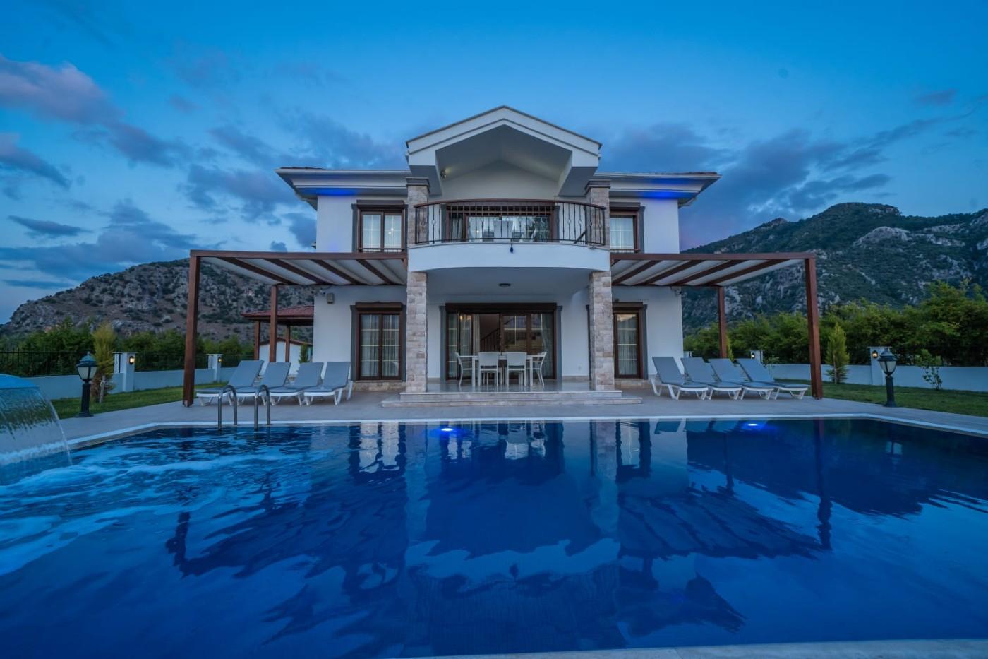 Muğla Ortaca'da Muhteşem Doğa Manzaralı, Özel Havuzlu, Lüks Villa-17995