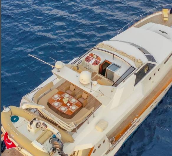 Bodrum'da Engin Denizlere Yolculuk, Kiralık Motoryat